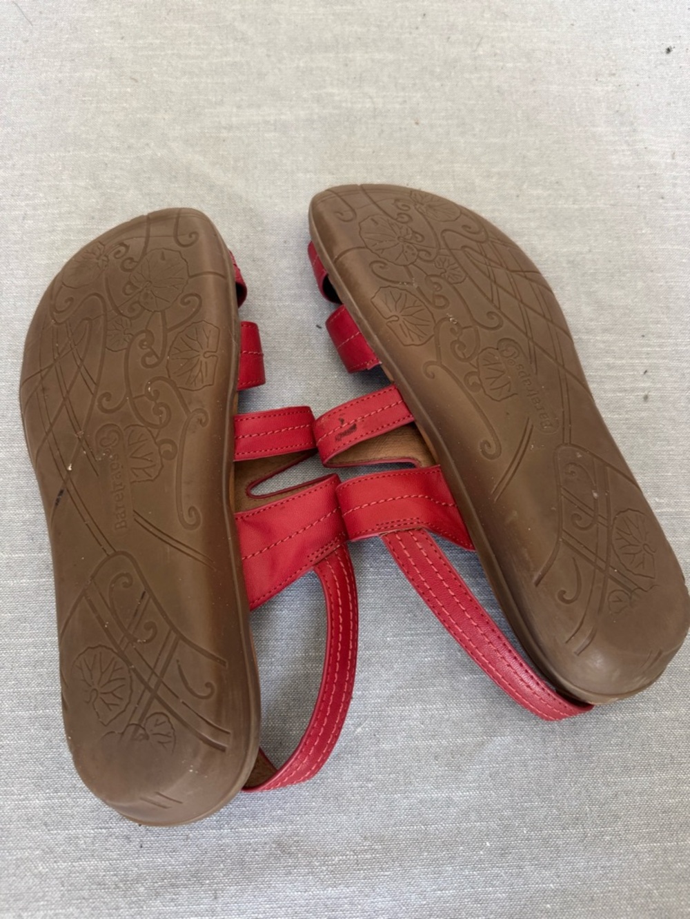 Bare Traps Jollity Red Sandals 8 - Picture 4 of 4